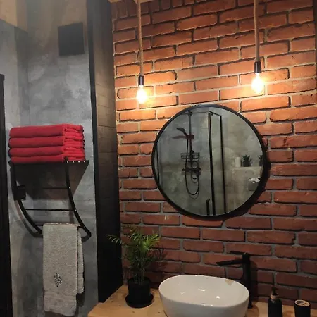 Na Wierchu Nyaraló *